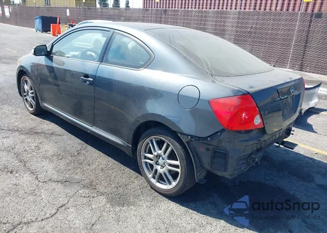2005 Scion Tc from USA, damaged, VIN JTKDE167150063069